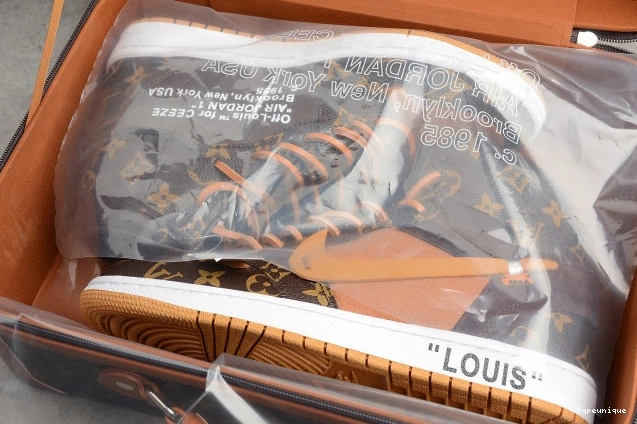 HYPE Backboard555088-005 Air 1 Retro High Shattered OG Jordan 0805